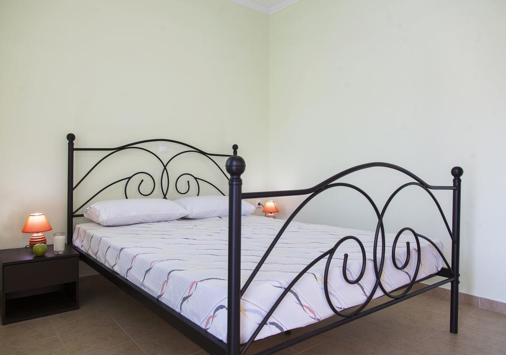 Apolpaina L Apartments Ngoại thất bức ảnh