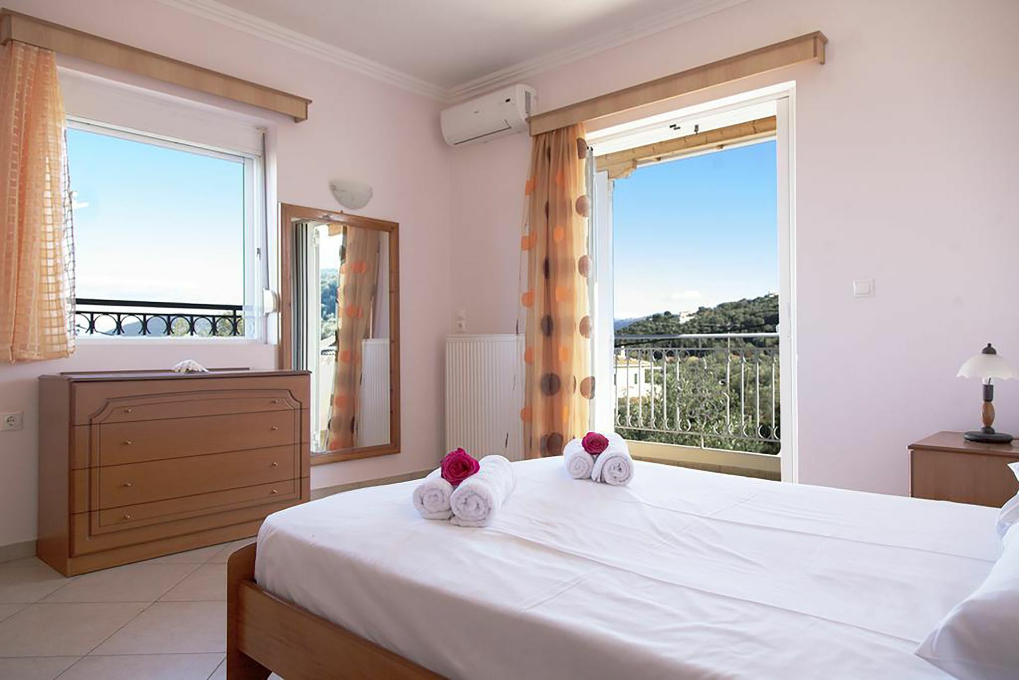 Apolpaina L Apartments Ngoại thất bức ảnh